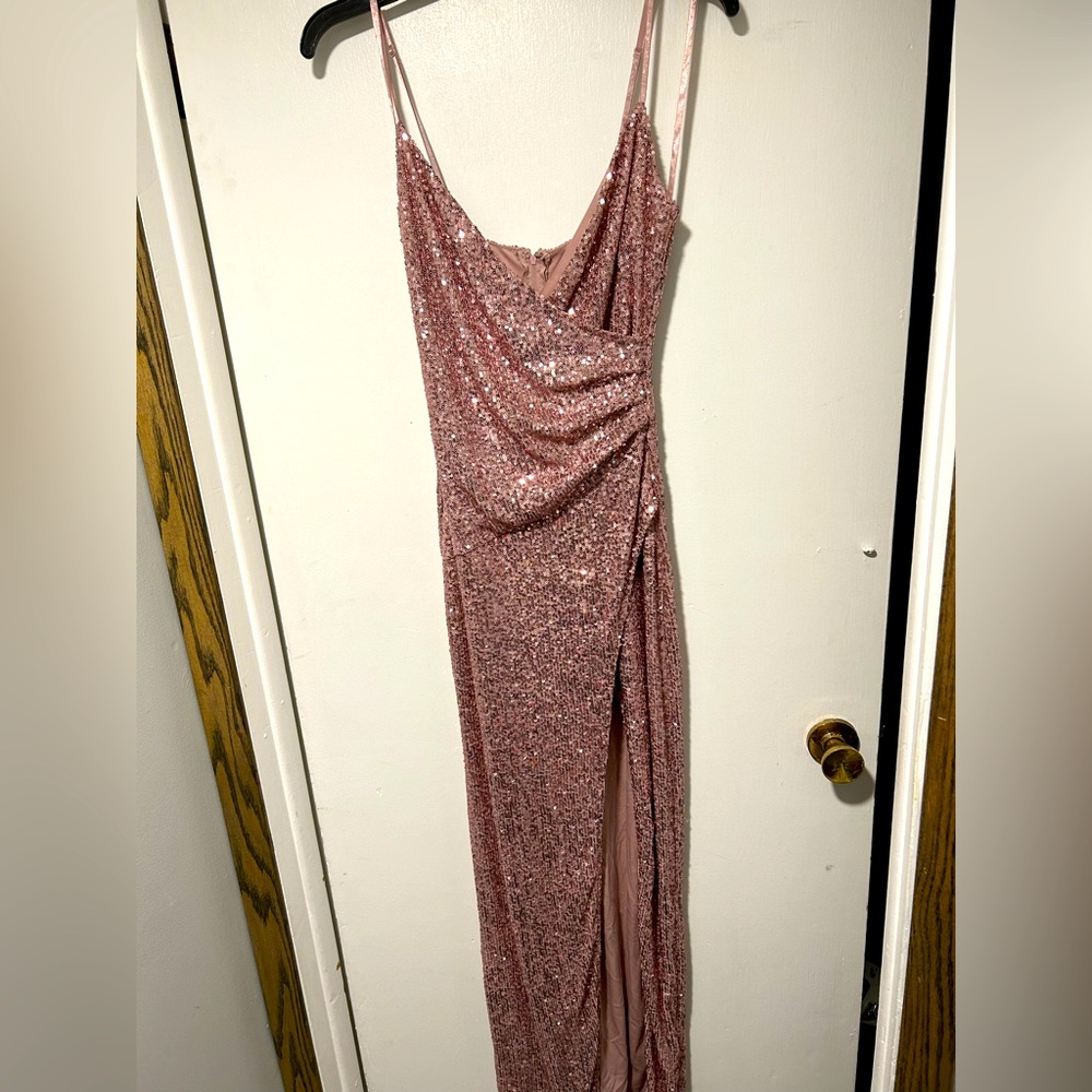 Elegant Pink Sequin Dress